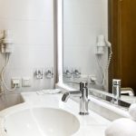 洗面台の水漏れの原因と対処法